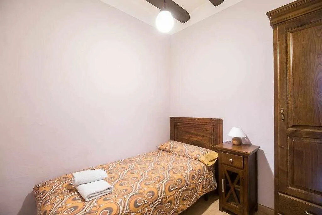 Consell Cent Apartment I 3 Dormitorios Eixample バルセロナ スペイン